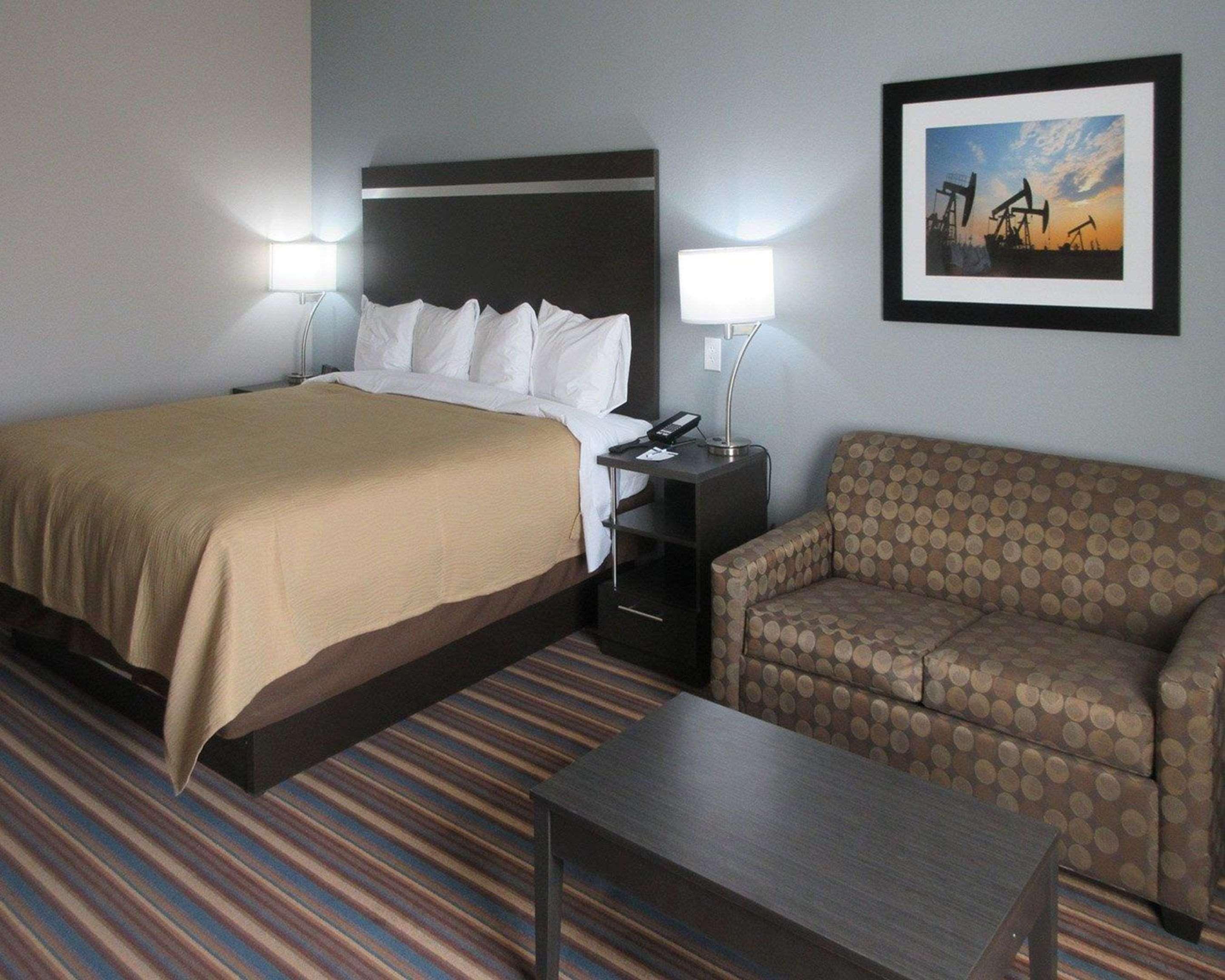 Mainstay Suites Odessa Εξωτερικό φωτογραφία