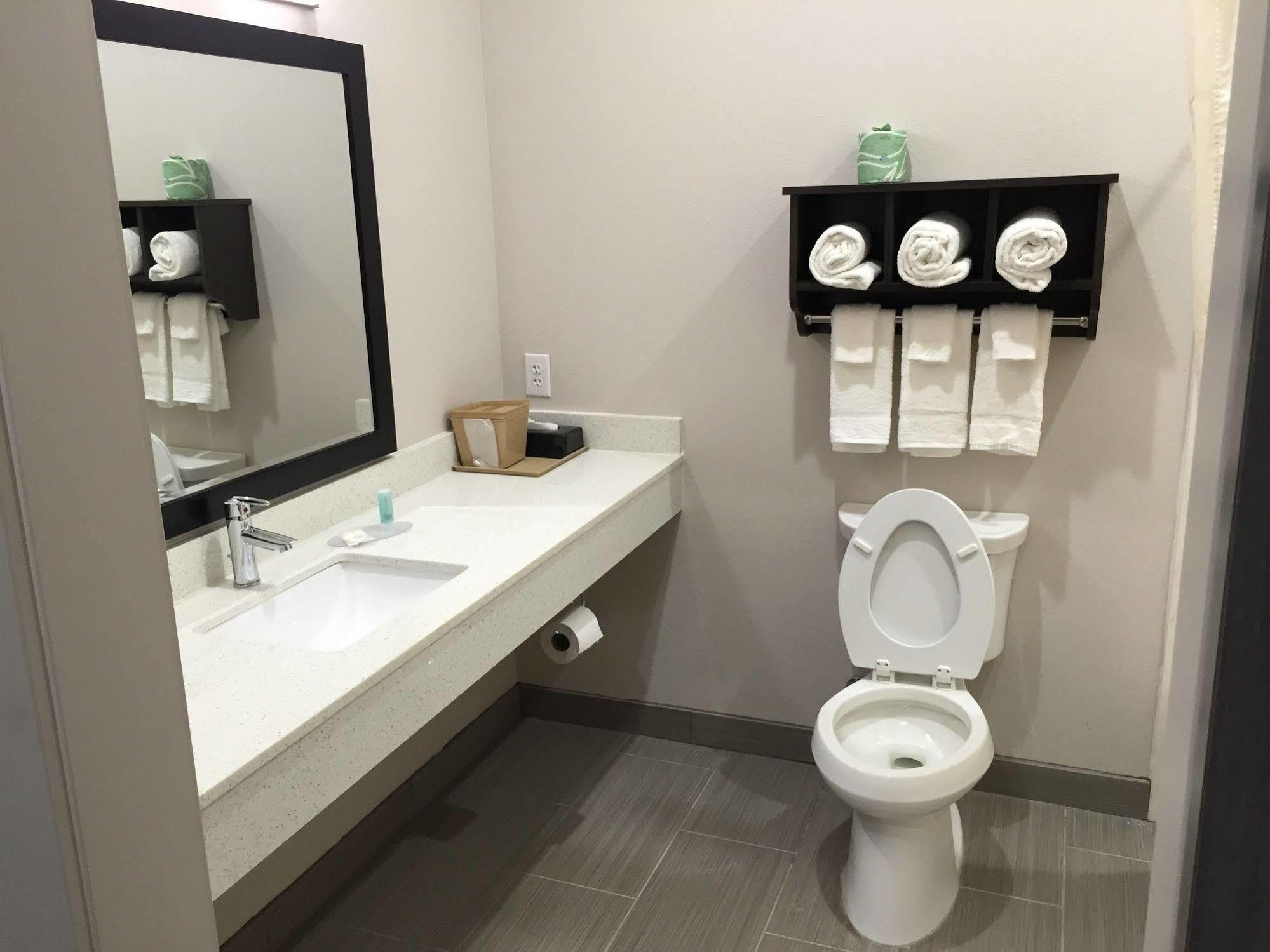 Mainstay Suites Odessa Εξωτερικό φωτογραφία
